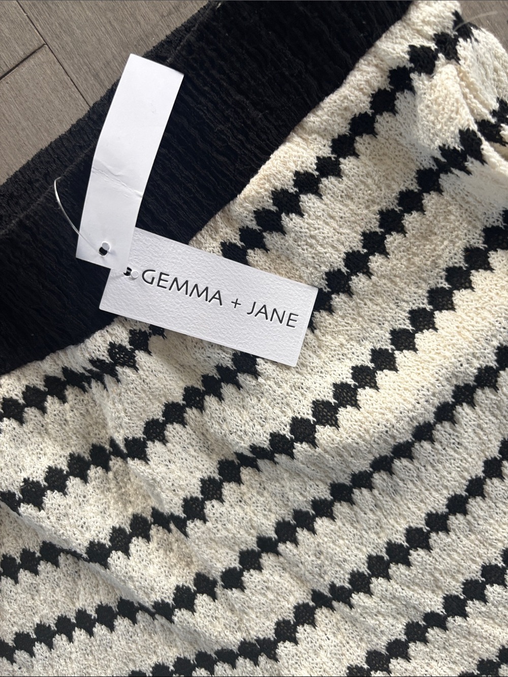Black & White Wide Leg Knit Pants - Picture 5 of 8